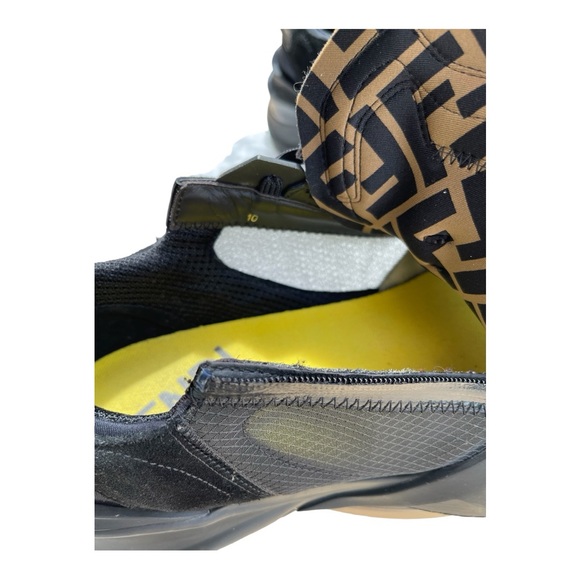 FENDI FLOW‎ - Picture 8 of 15